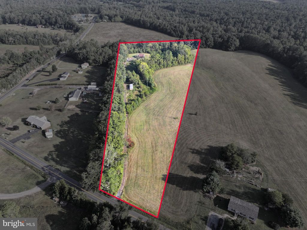Photo of 24307 Independence Road, UNIONVILLE, VA 22567 (MLS # VAOR2012334)