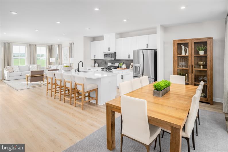 EAST PENNSBORO - Residential