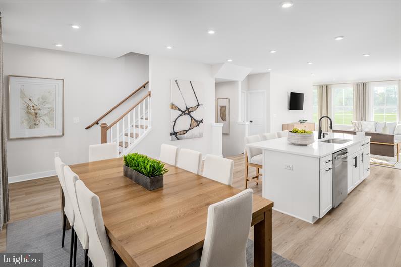 EAST PENNSBORO - Residential