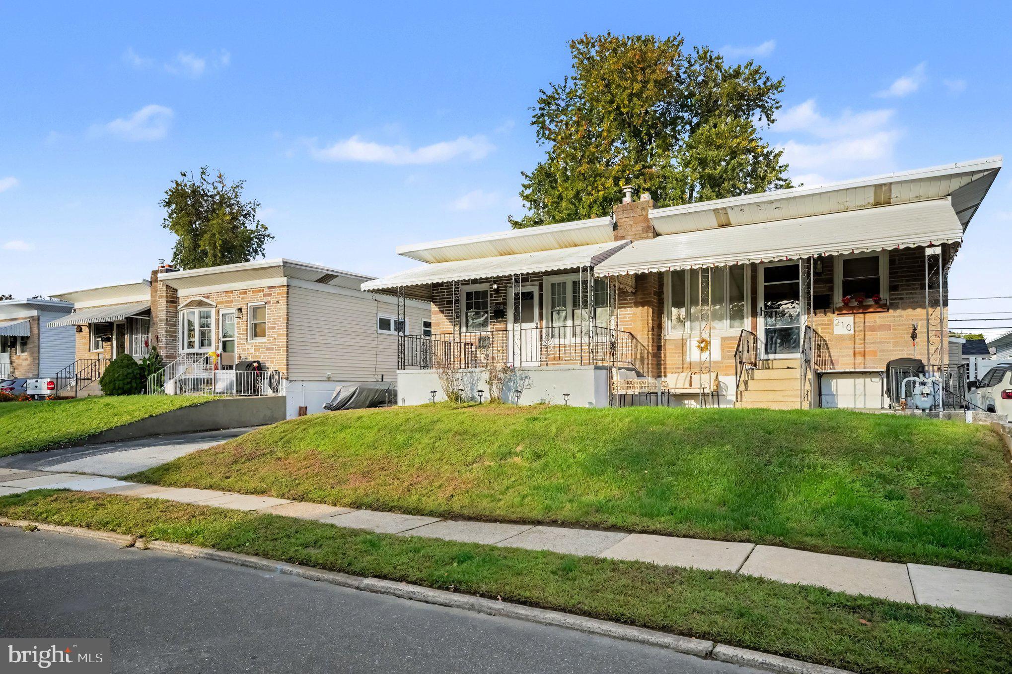 208 HOFFMAN ROAD