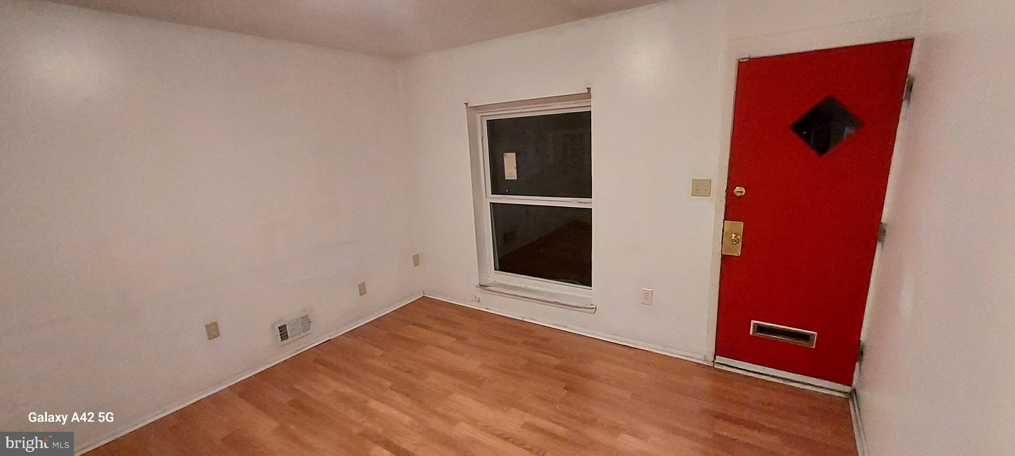 ROSEMONT - Residential Lease