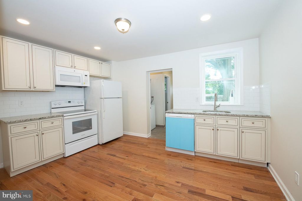 Photo of 110 Brookfield Avenue, ARDMORE, PA 19003 (MLS # PAMC2165282)