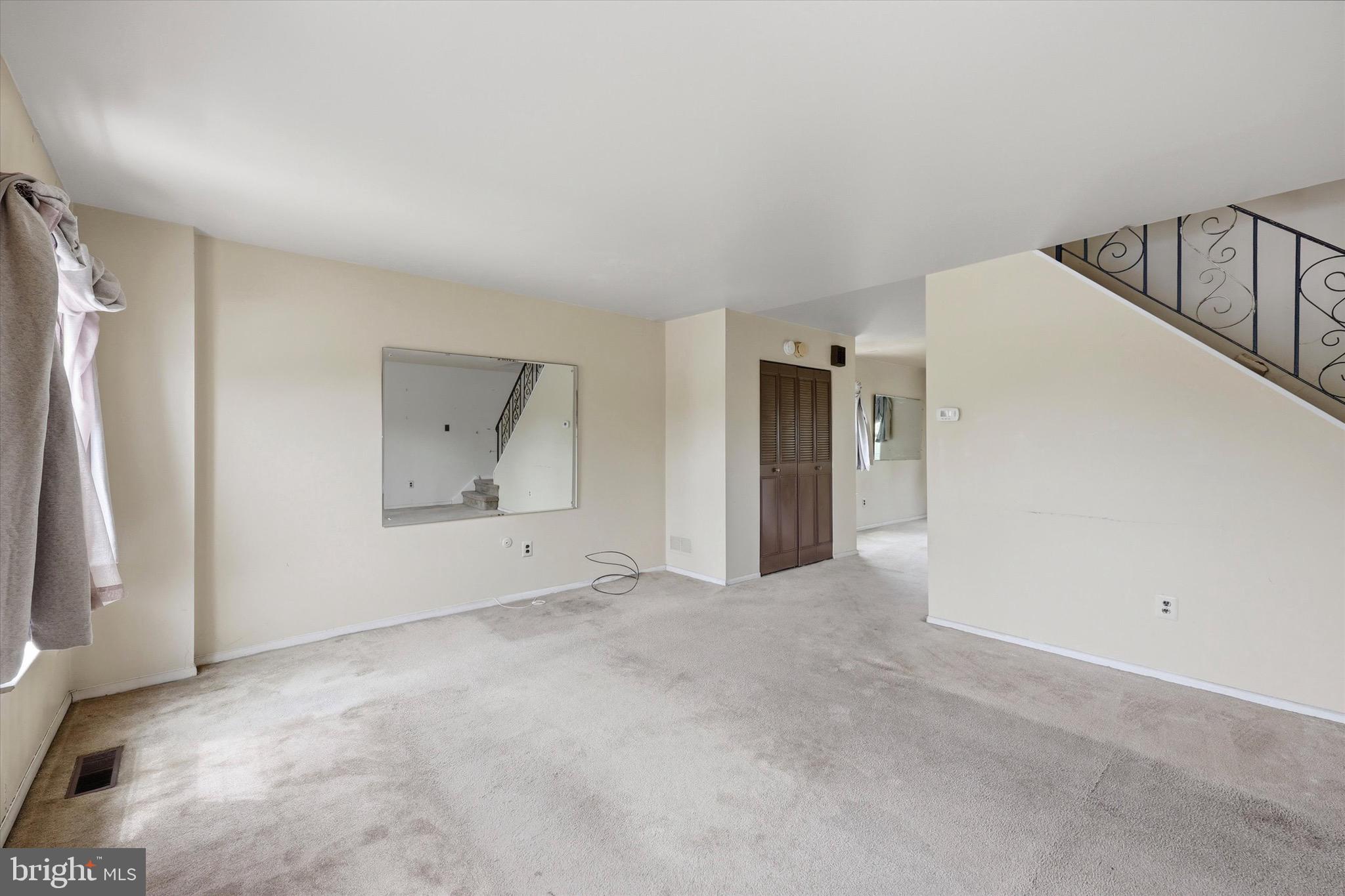 EASTWICK - Residential