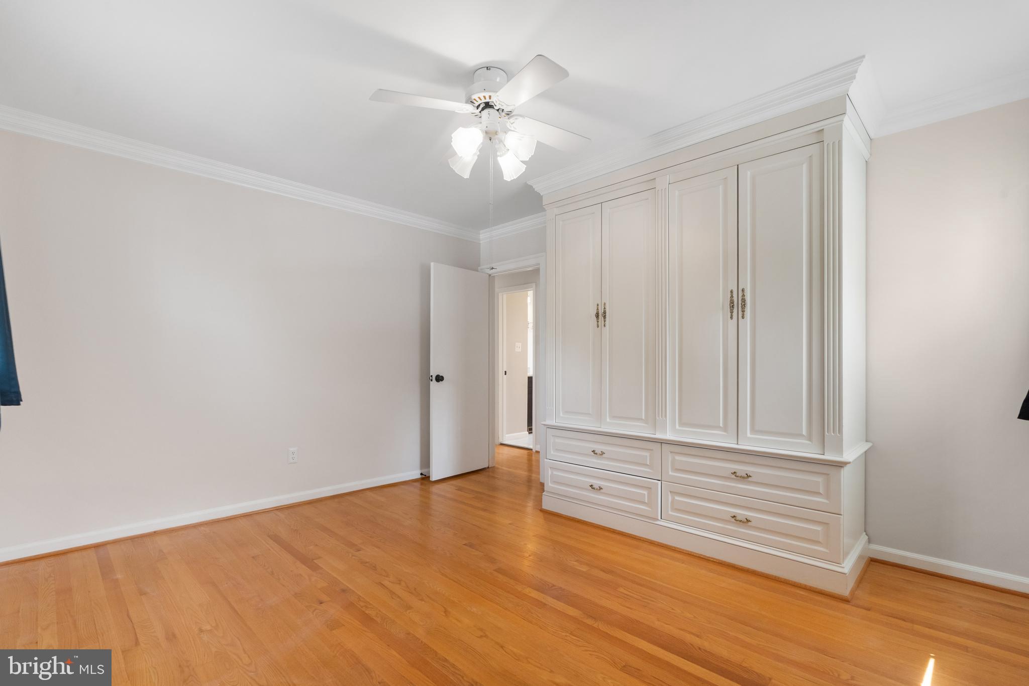 BRANDON VILLAGE - Residential