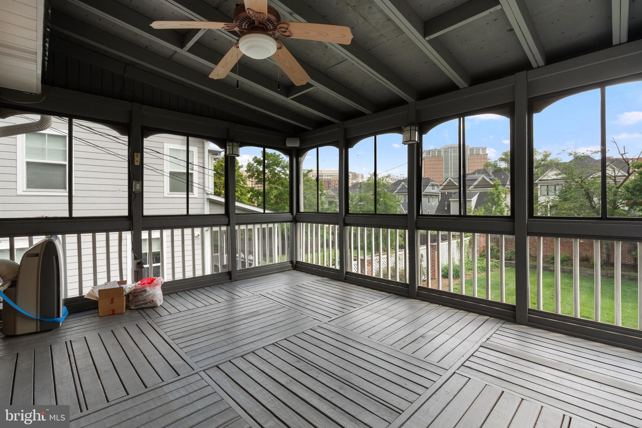 BRANDON VILLAGE - Residential