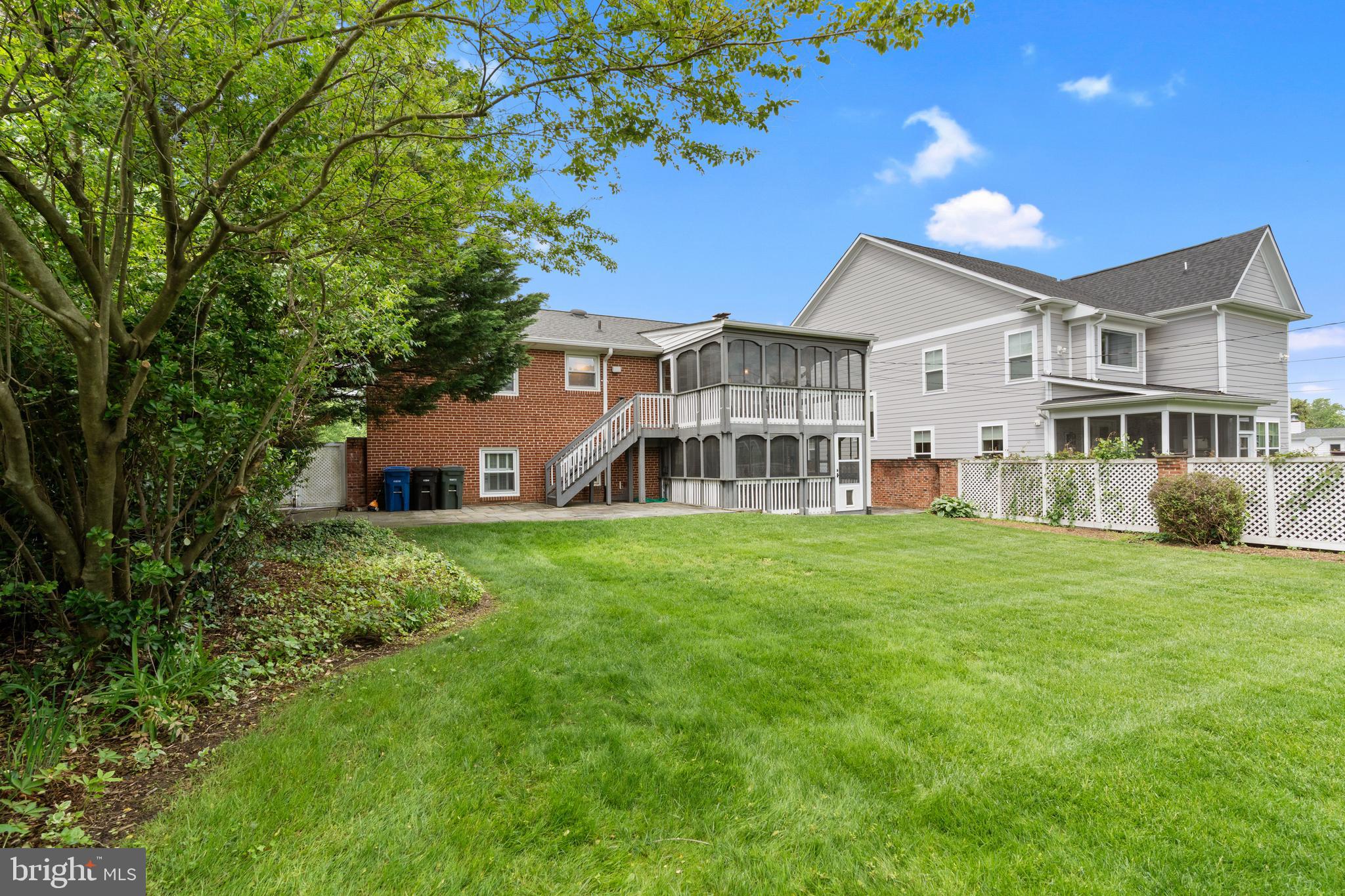 BRANDON VILLAGE - Residential