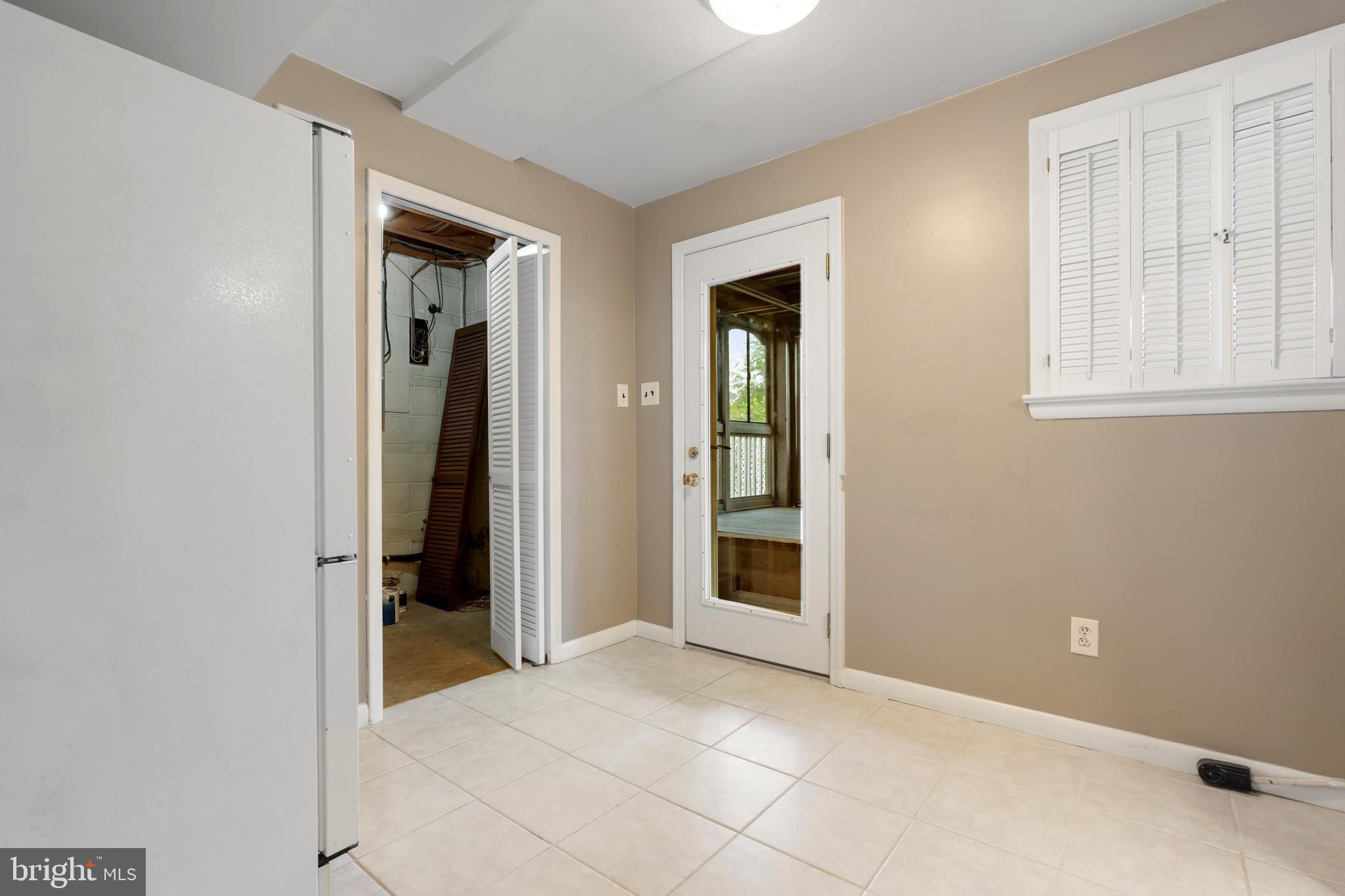 BRANDON VILLAGE - Residential