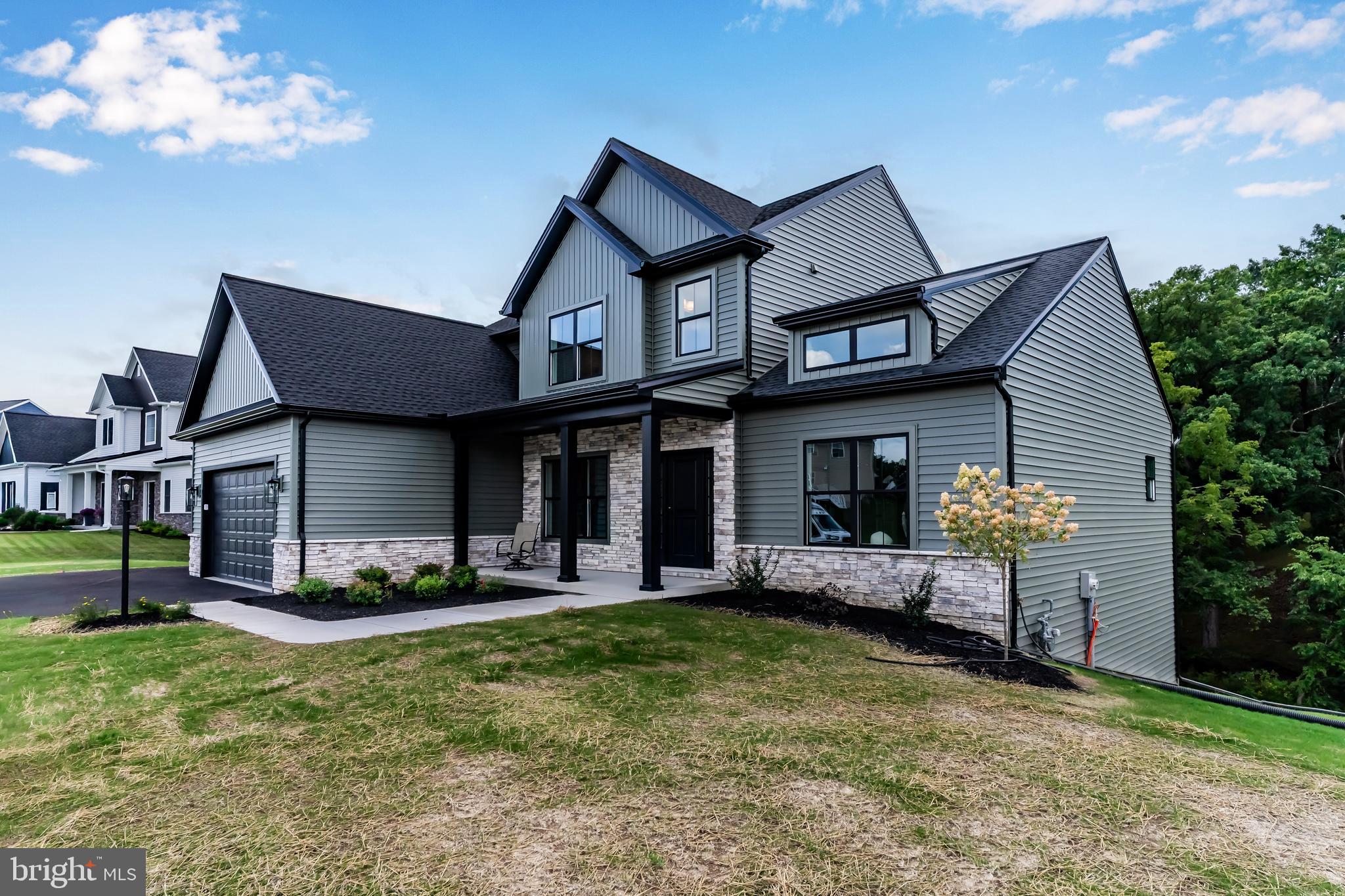 124 JENNIFER CIRCLE
