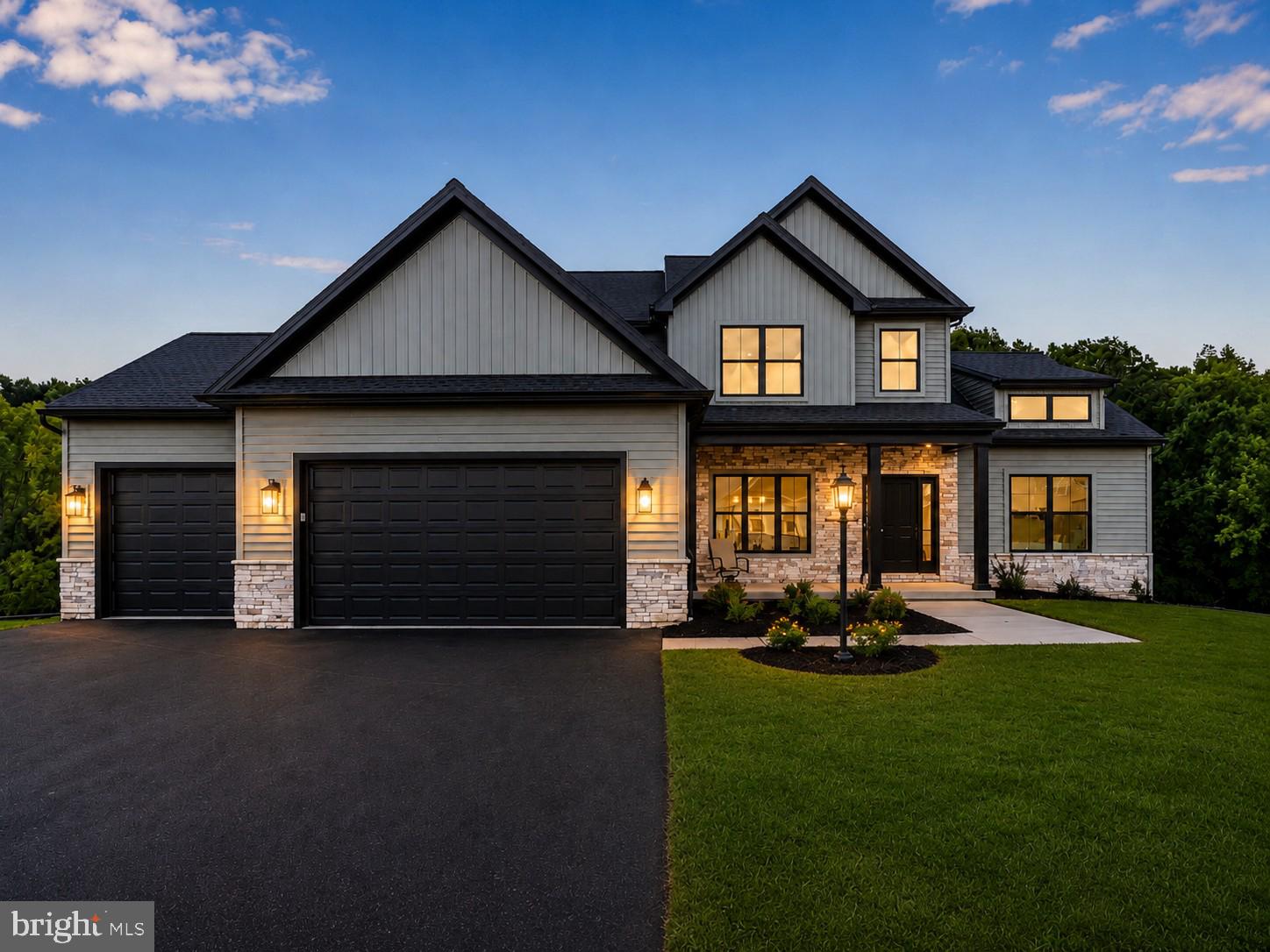 124 JENNIFER CIRCLE