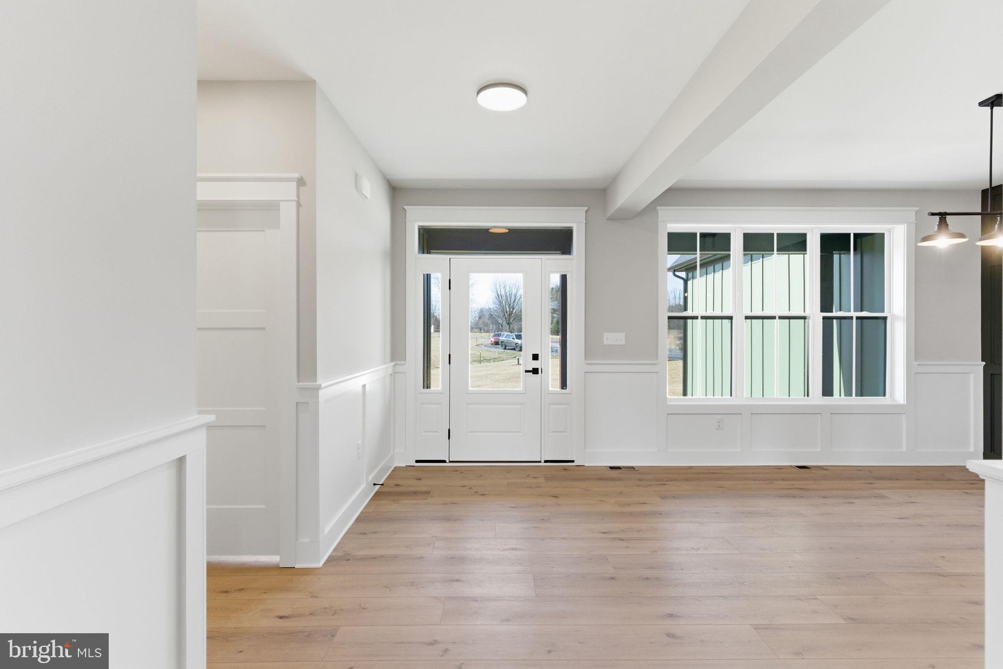 LAKE FOREST ESTATES - Residential