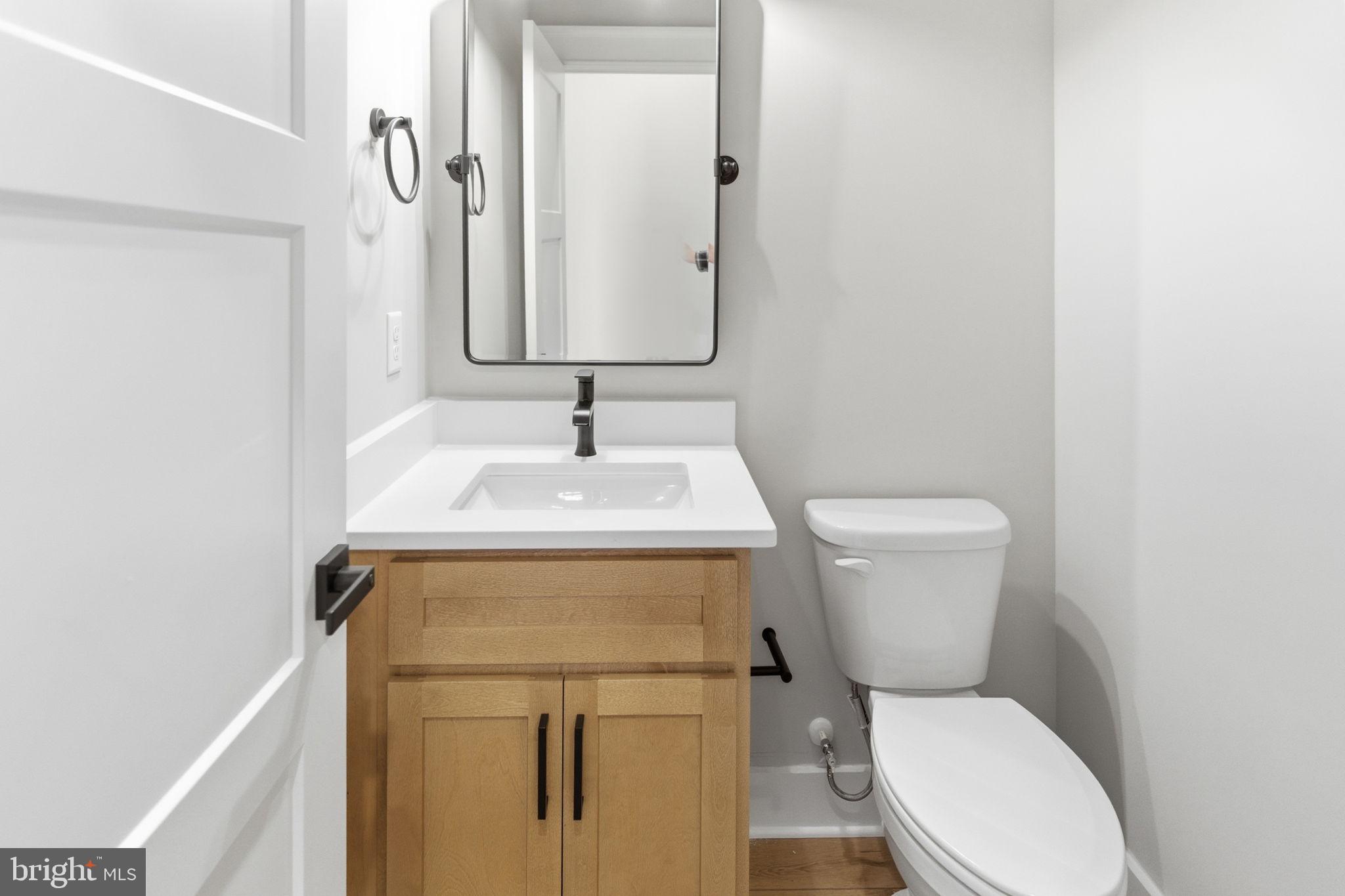 LAKE FOREST ESTATES - Residential