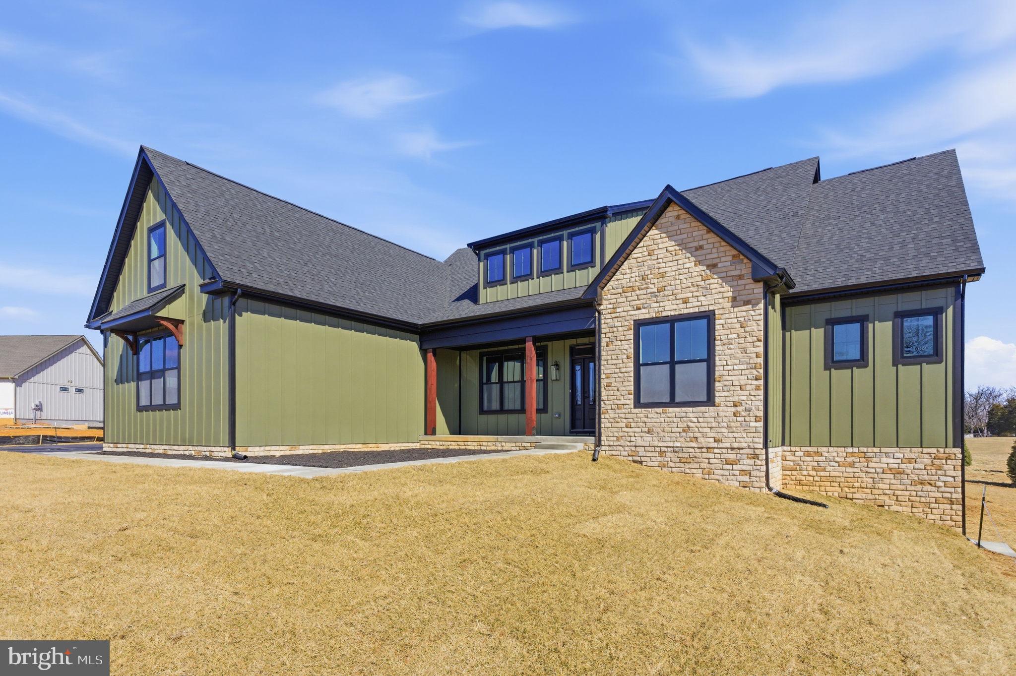 LAKE FOREST ESTATES - Residential