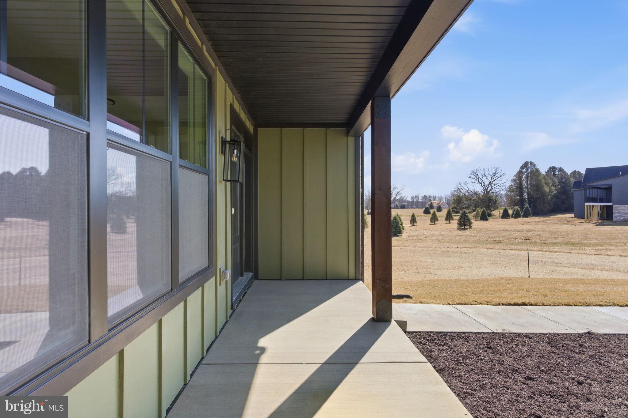 LAKE FOREST ESTATES - Residential