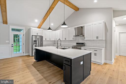 LAKE FOREST ESTATES - Residential