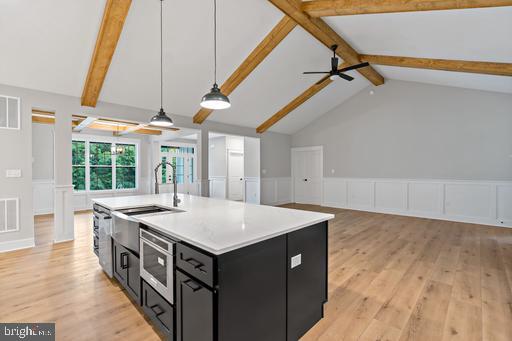 LAKE FOREST ESTATES - Residential