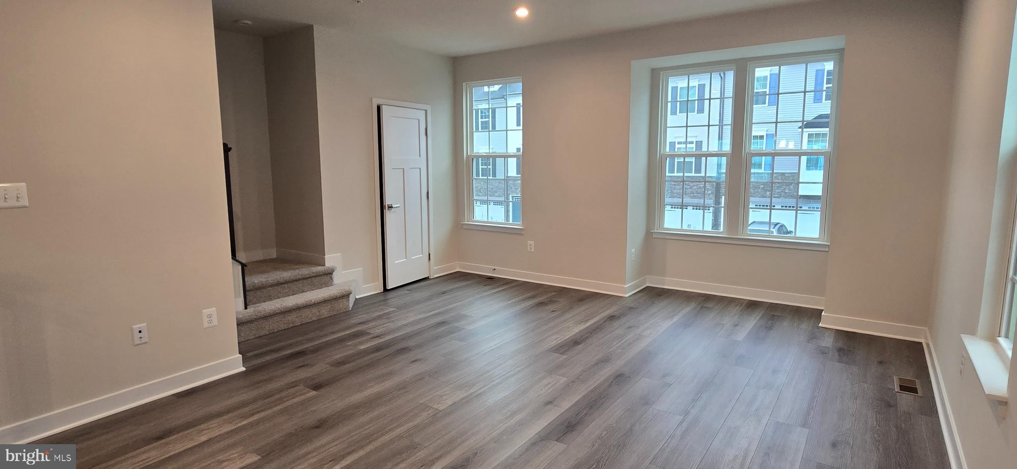 BELLE AIR TOWNHOMES - Residential Lease