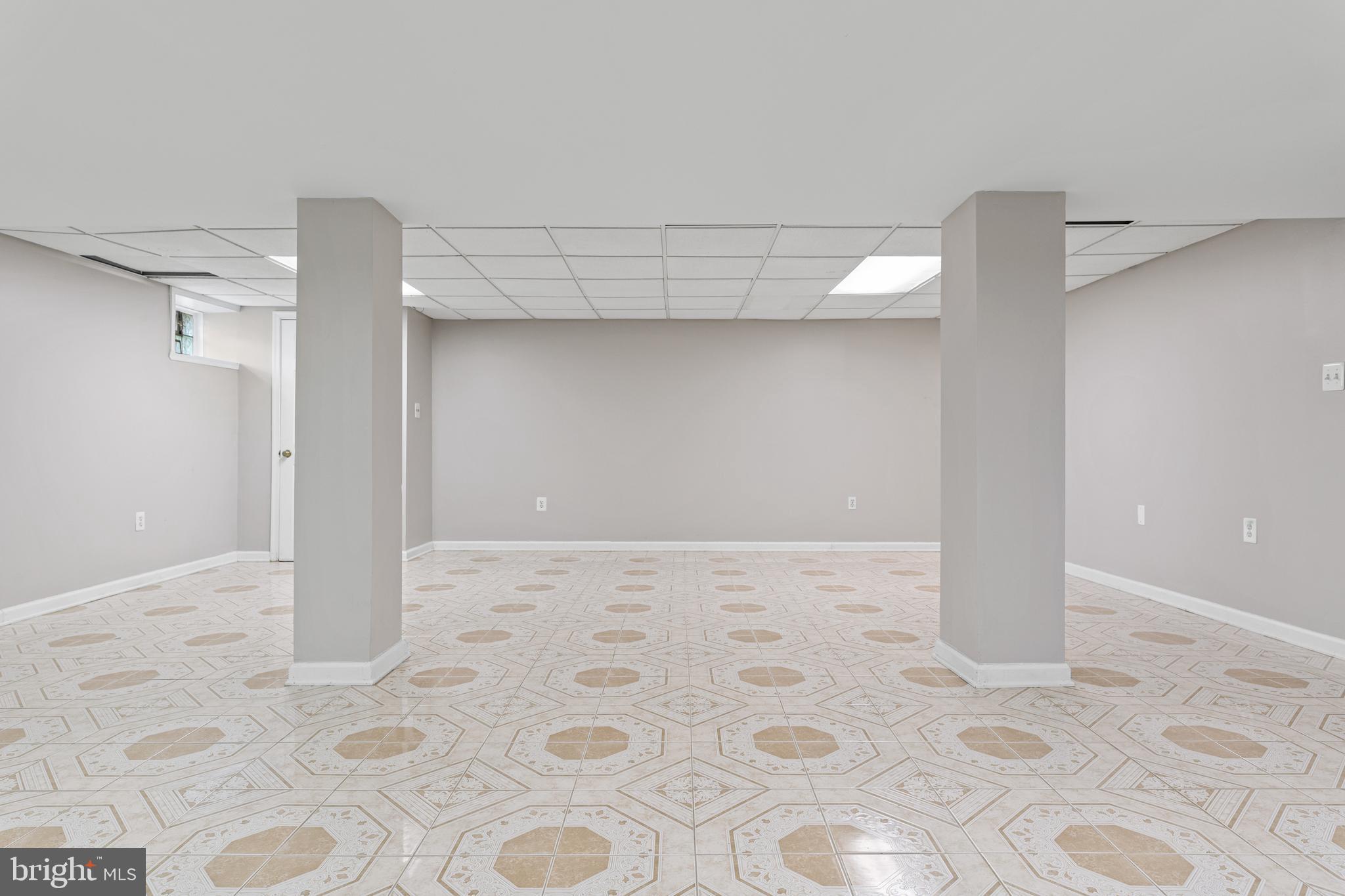 CARDINAL VIEW - Residential Lease