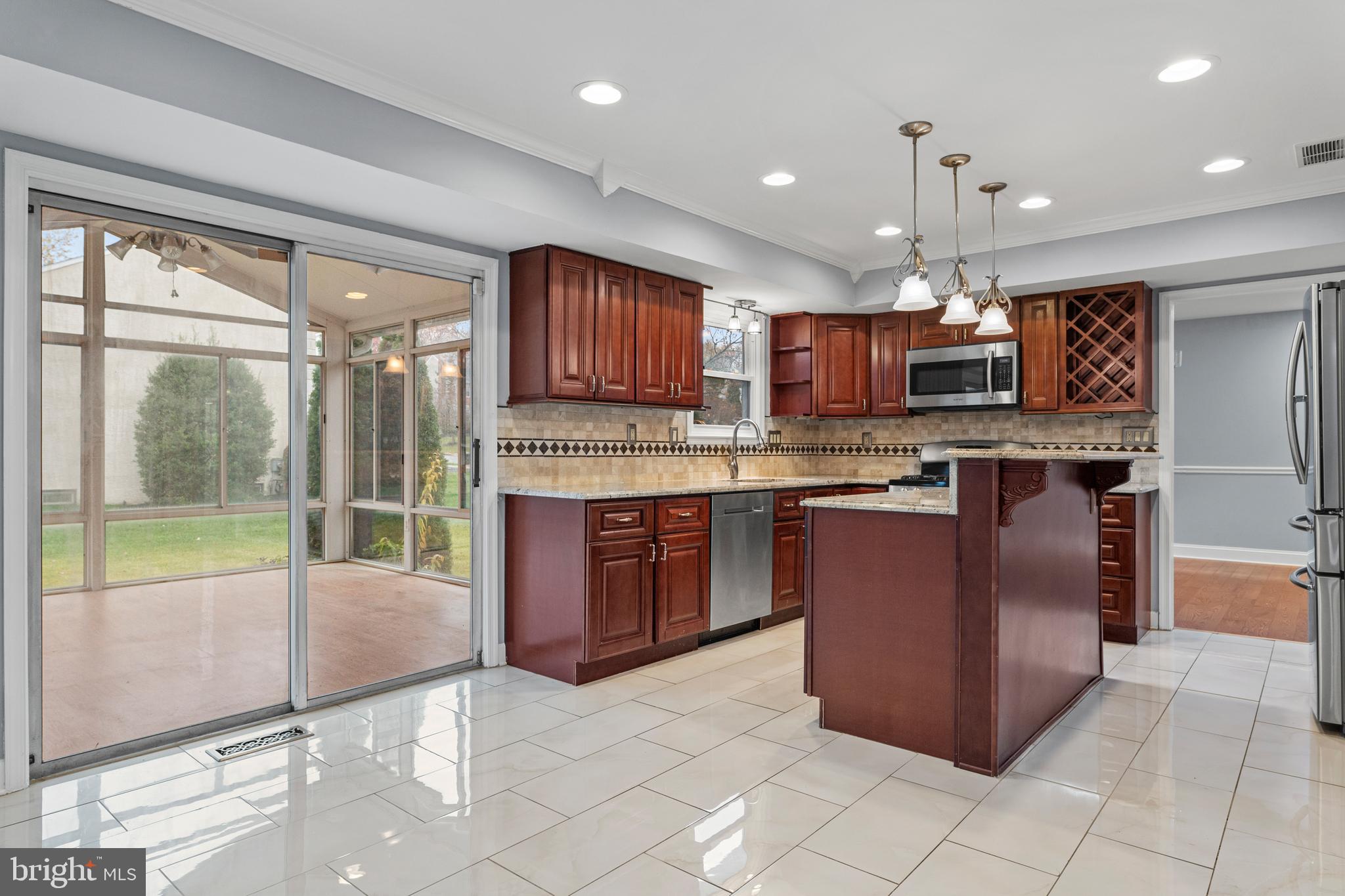 CARDINAL VIEW - Residential Lease