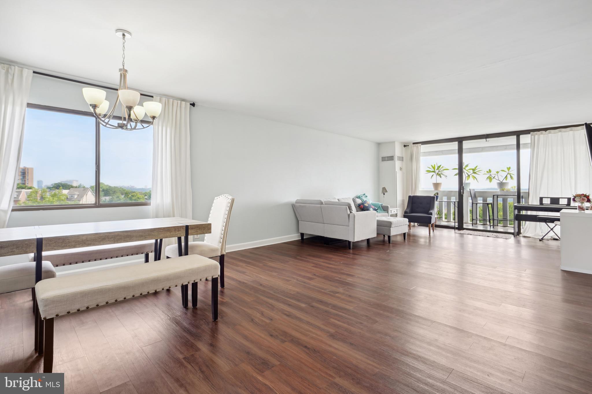 ALEXANDRIA KNOLLS - Residential