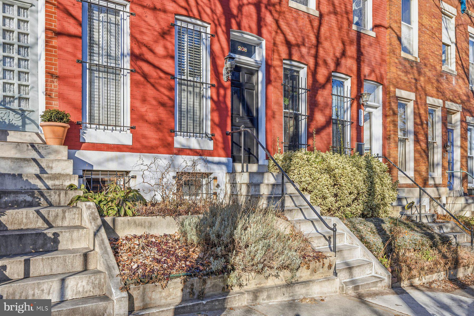 MOUNT VERNON PLACE HISTORIC DISTRICT - Residential