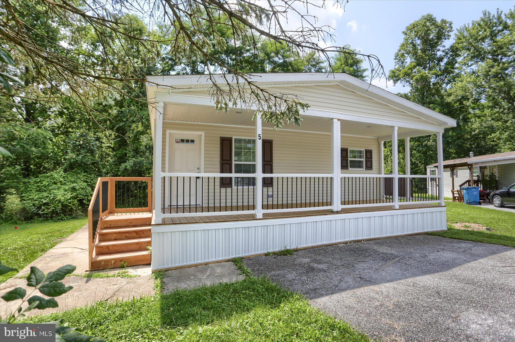 REGENCY WOODS NORTH - Residential