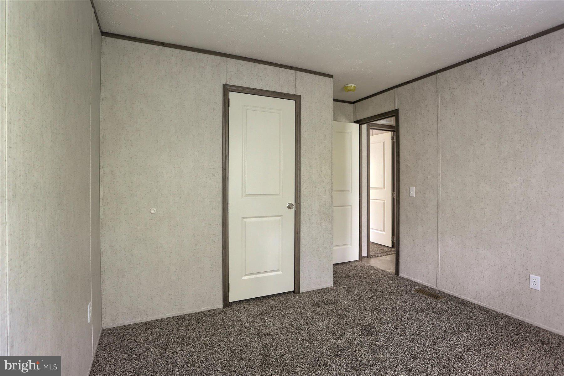 REGENCY WOODS NORTH - Residential