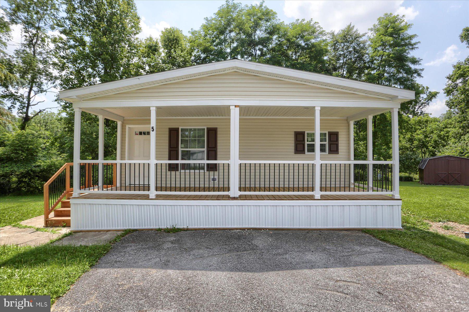 REGENCY WOODS NORTH - Residential