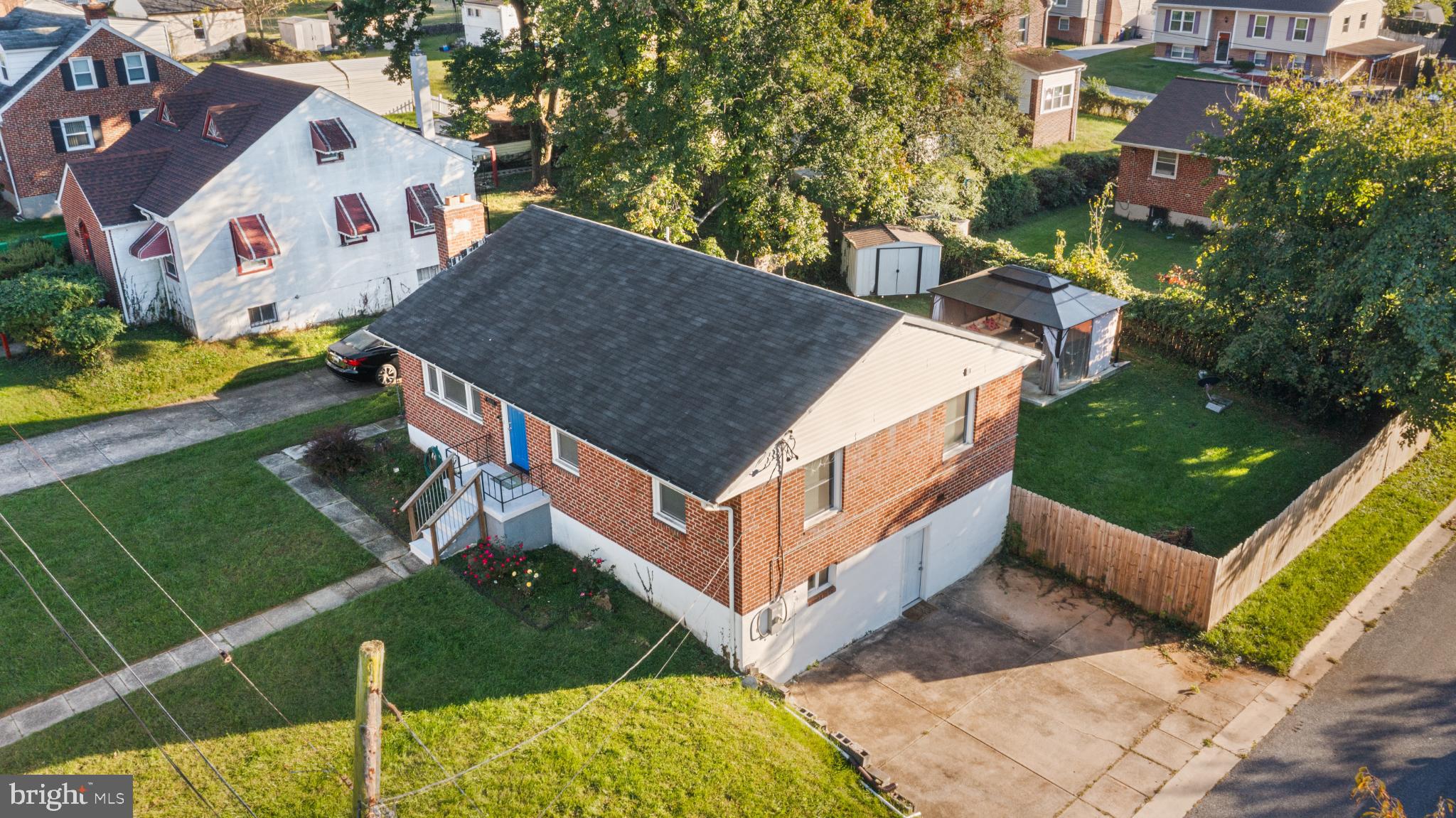WINDSOR TERRACE - Residential