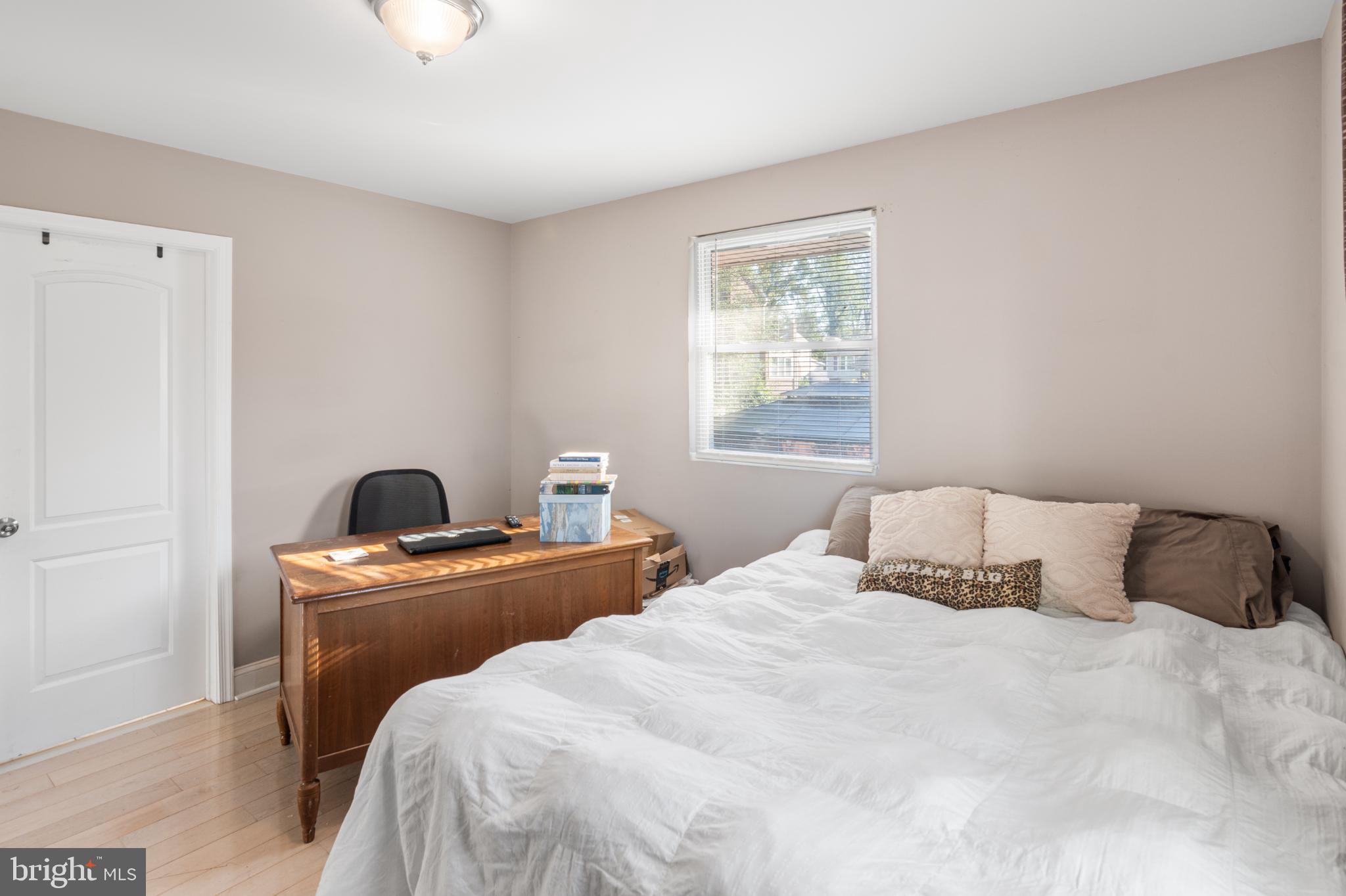 WINDSOR TERRACE - Residential