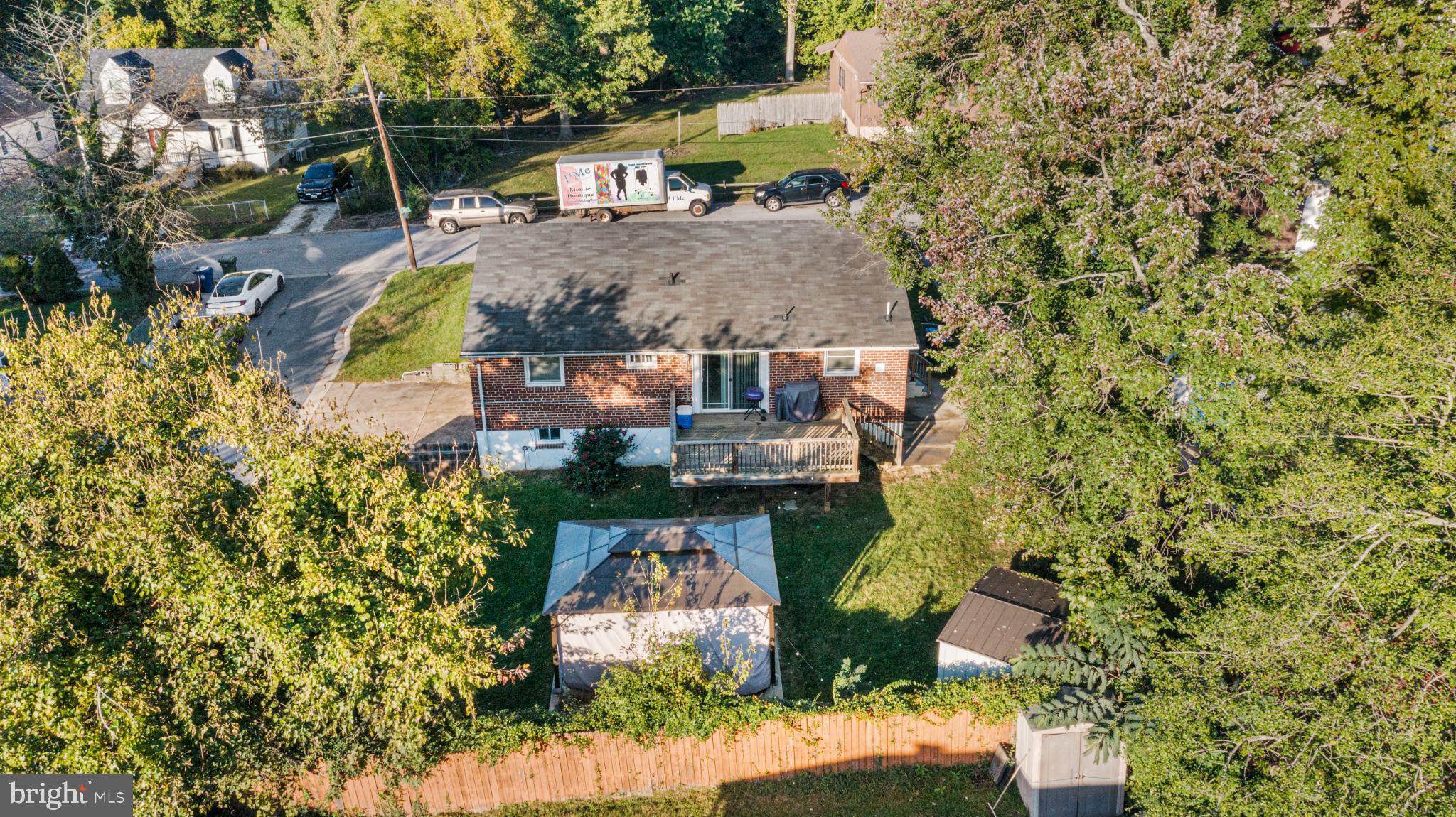 WINDSOR TERRACE - Residential