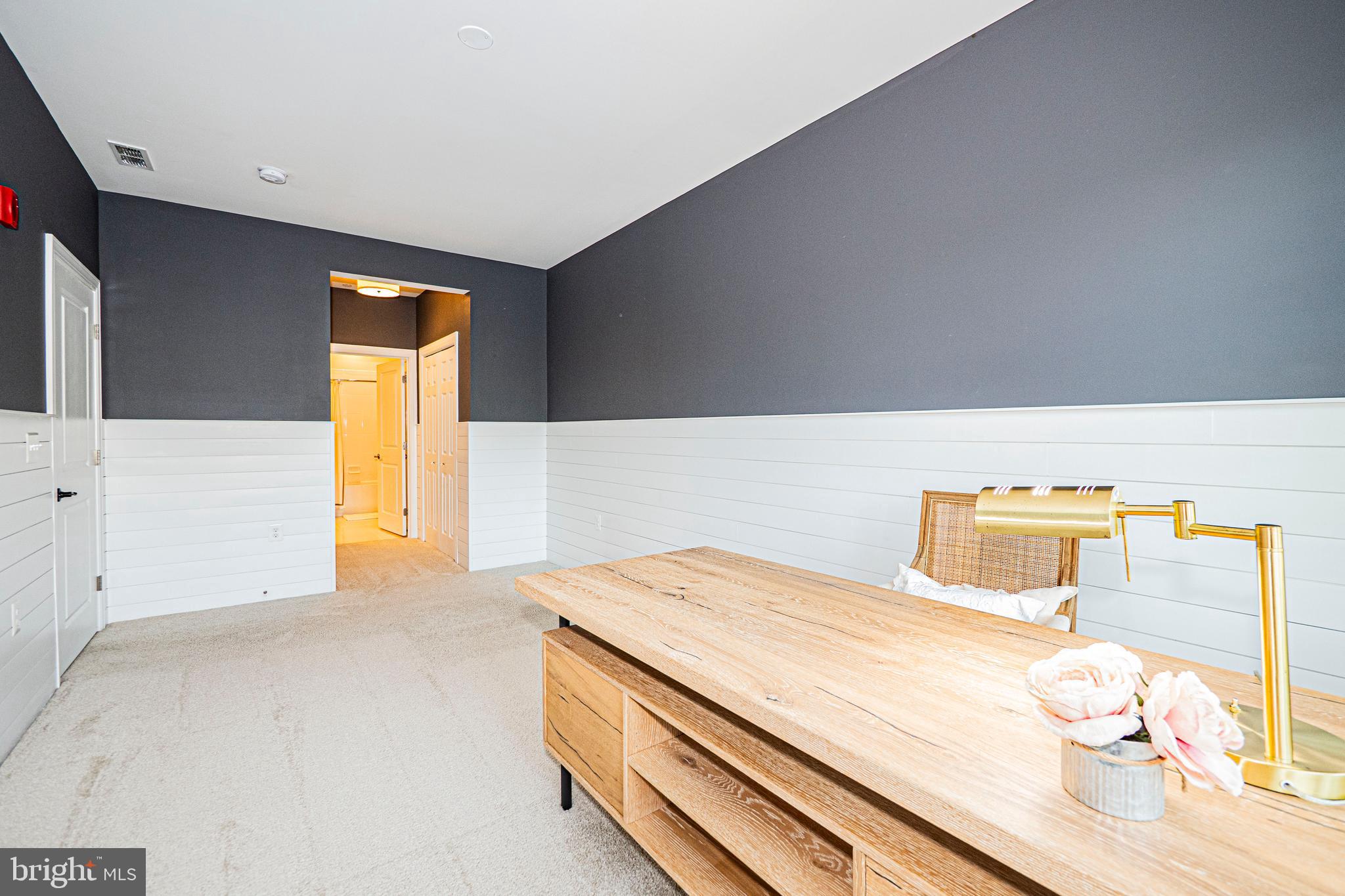 TURF VALLEY - Residential