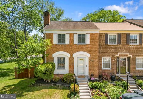 14809 HATFIELD SQUARE CENTREVILLE VA 20120