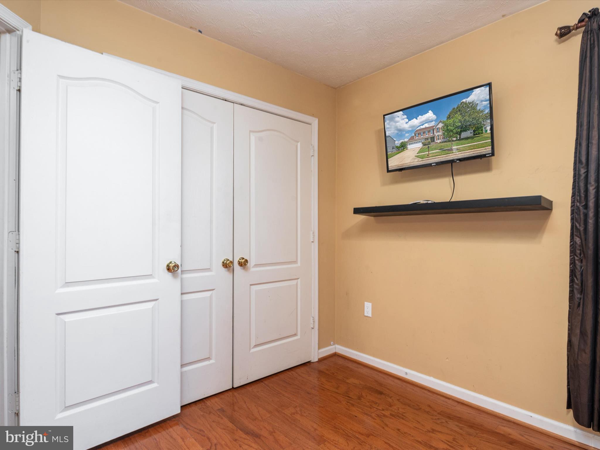 HOLLAWAY ESTATES - Residential