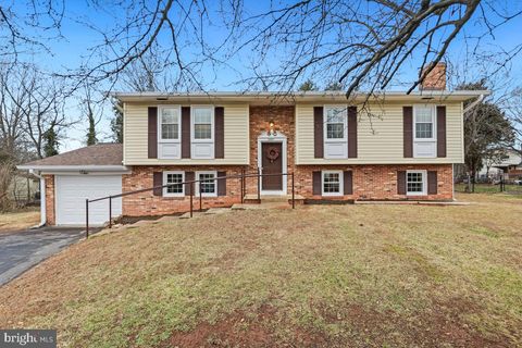 Photo of 9507 Scarlet Street, MANASSAS, VA 20110 (MLS # VAPW2113726)