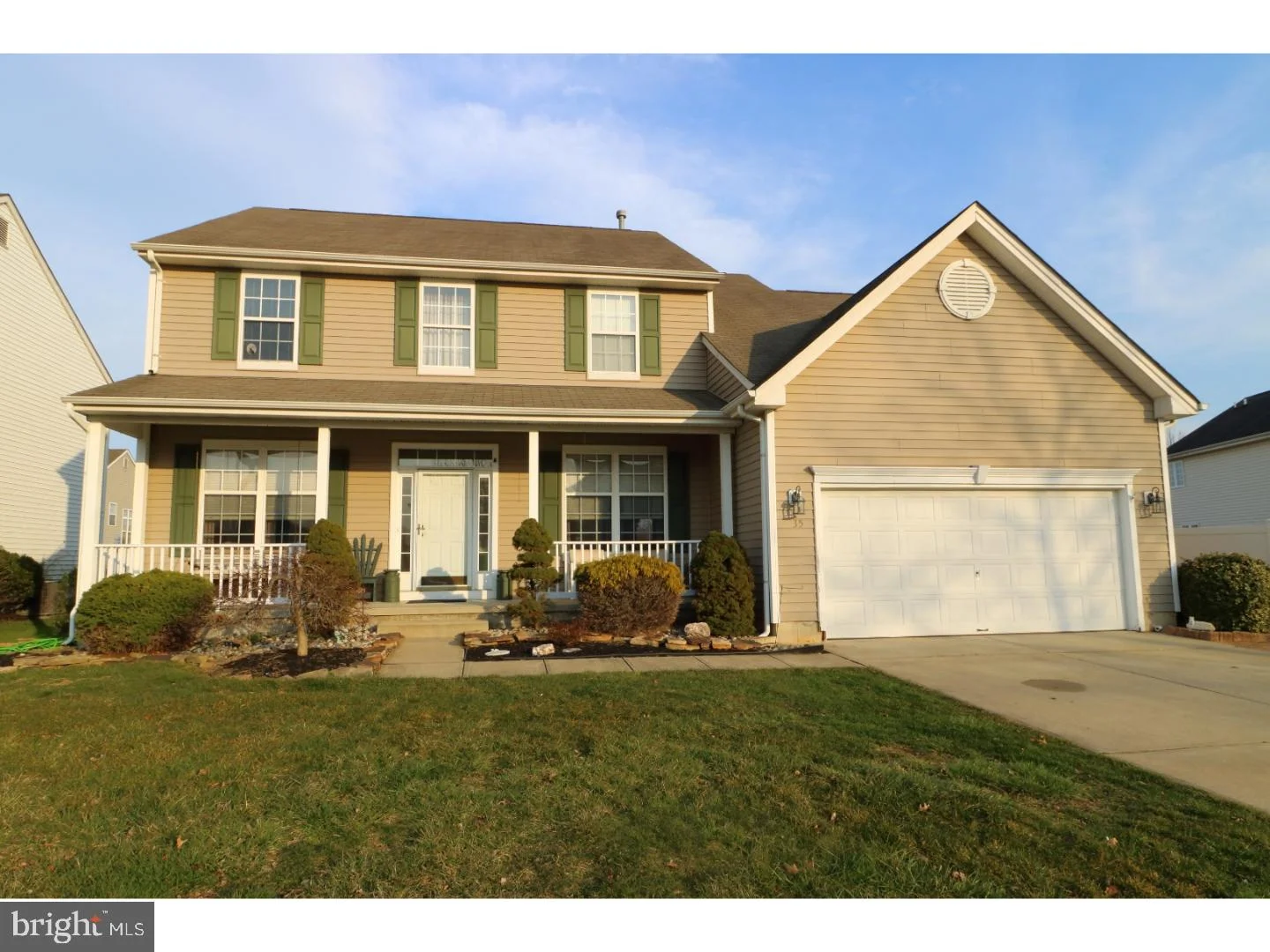 35 Whitford Drive, Burlington, NJ 08016