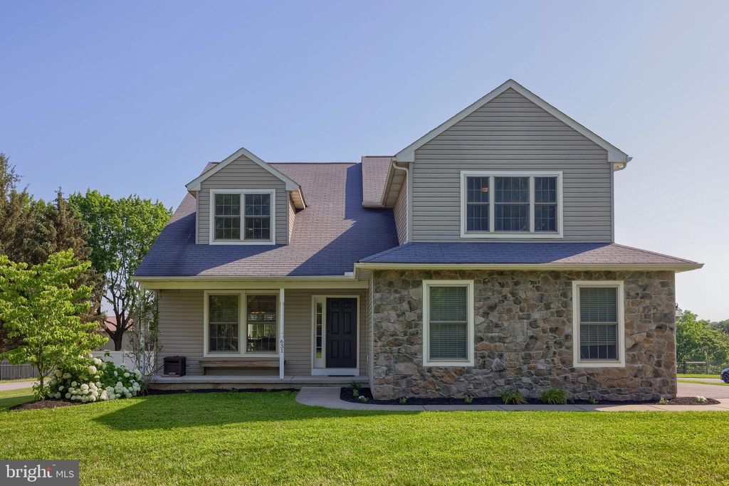 Photo of 631 Owl Hill Road, LITITZ, PA 17543 (MLS # PALA2072042)