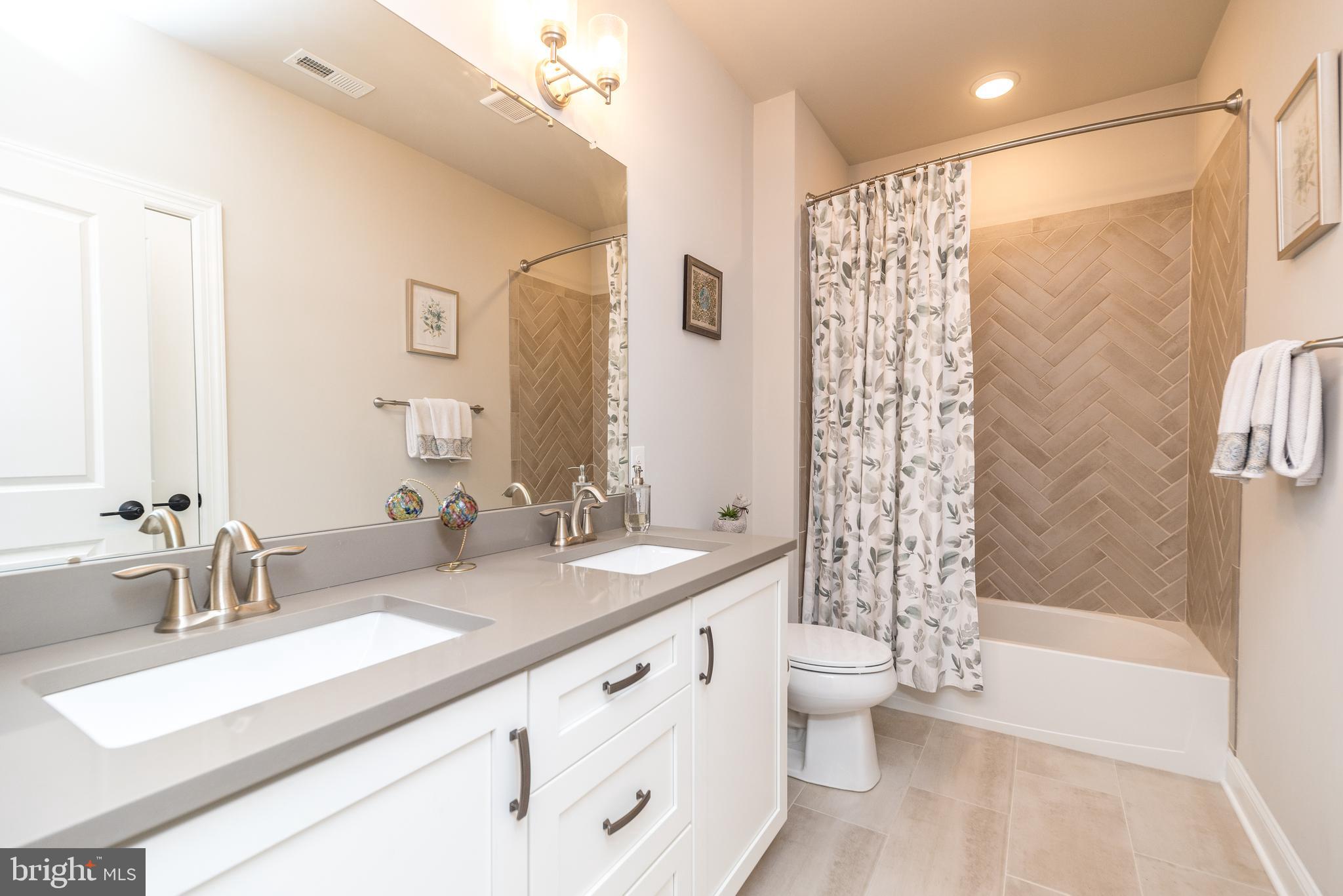 WARWICK MILL - Residential