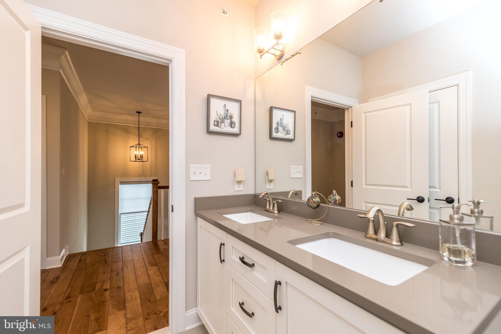 WARWICK MILL - Residential