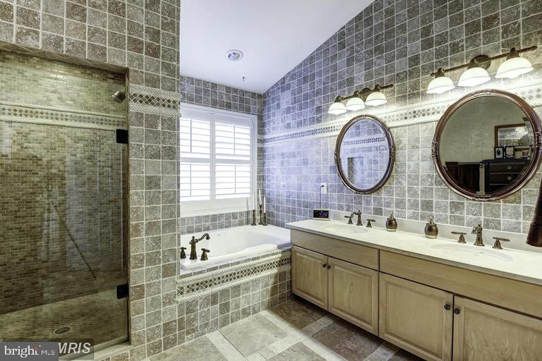 CHANCERY SQUARE - Residential Lease