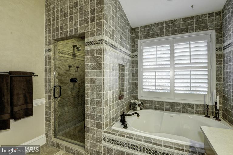 CHANCERY SQUARE - Residential Lease