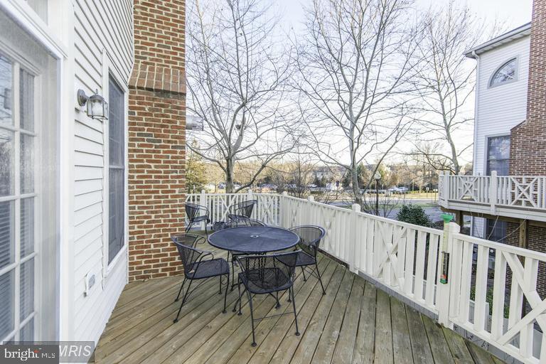 CHANCERY SQUARE - Residential Lease