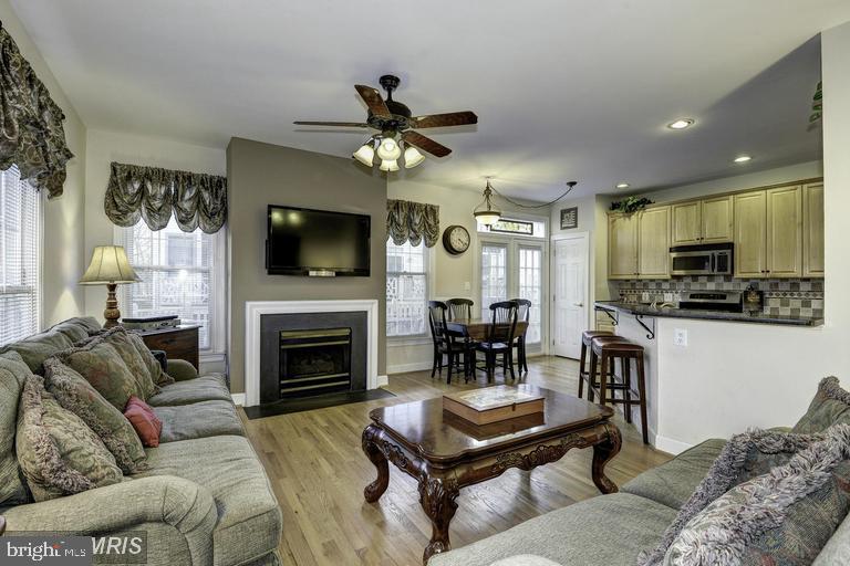 CHANCERY SQUARE - Residential Lease