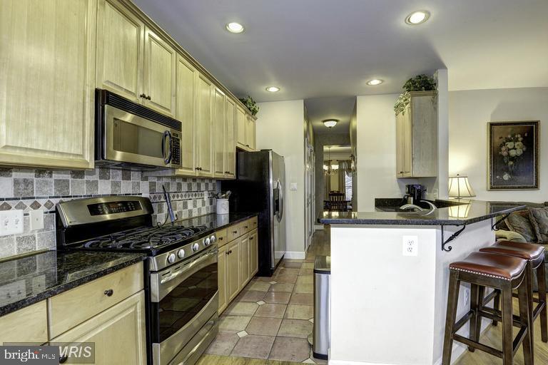 CHANCERY SQUARE - Residential Lease