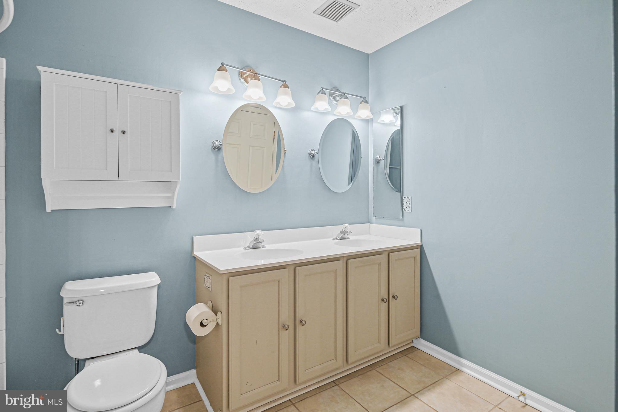 CHESTNUT HILL COVE - Residential