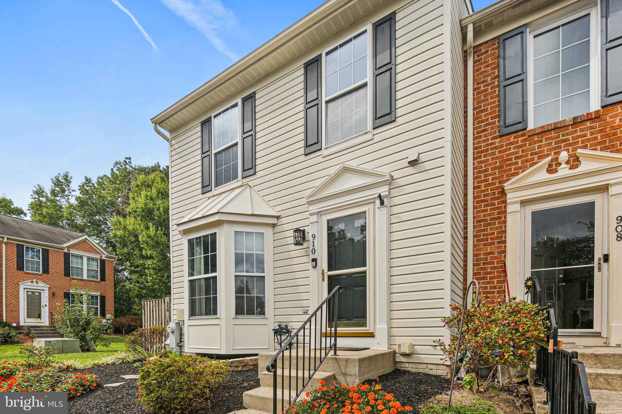 CHESTNUT HILL COVE - Residential