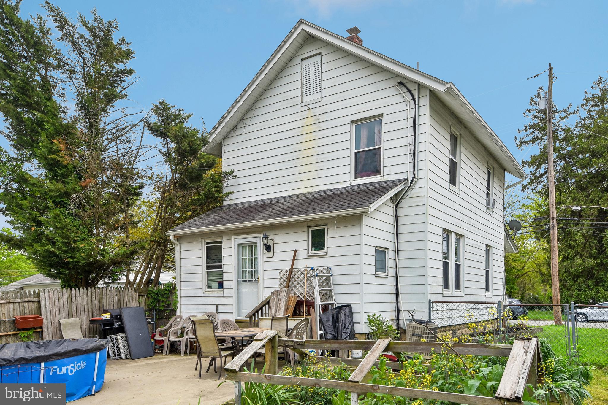 ABERDEEN HILLS - Residential