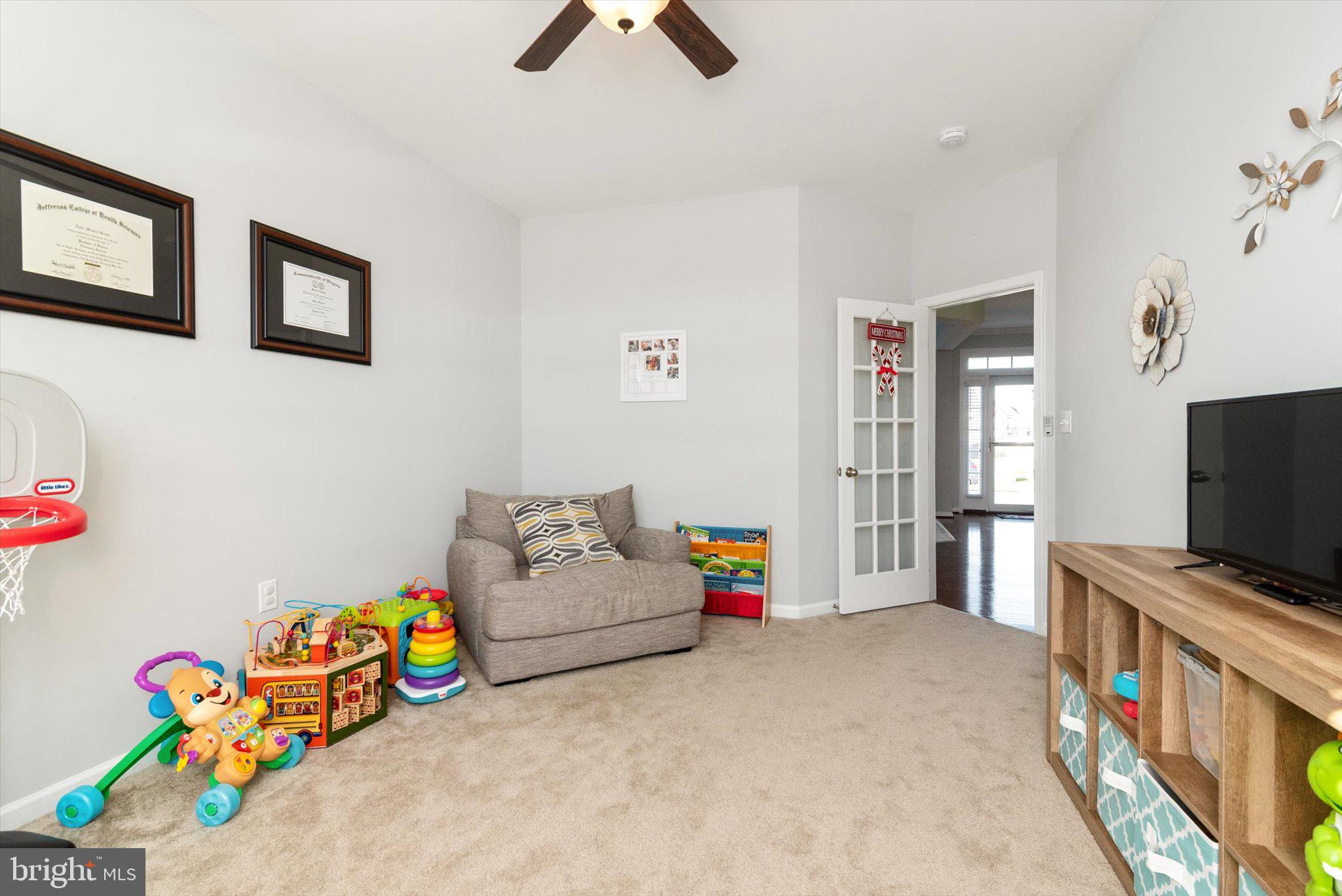 SPRINGDALE FARM - Residential