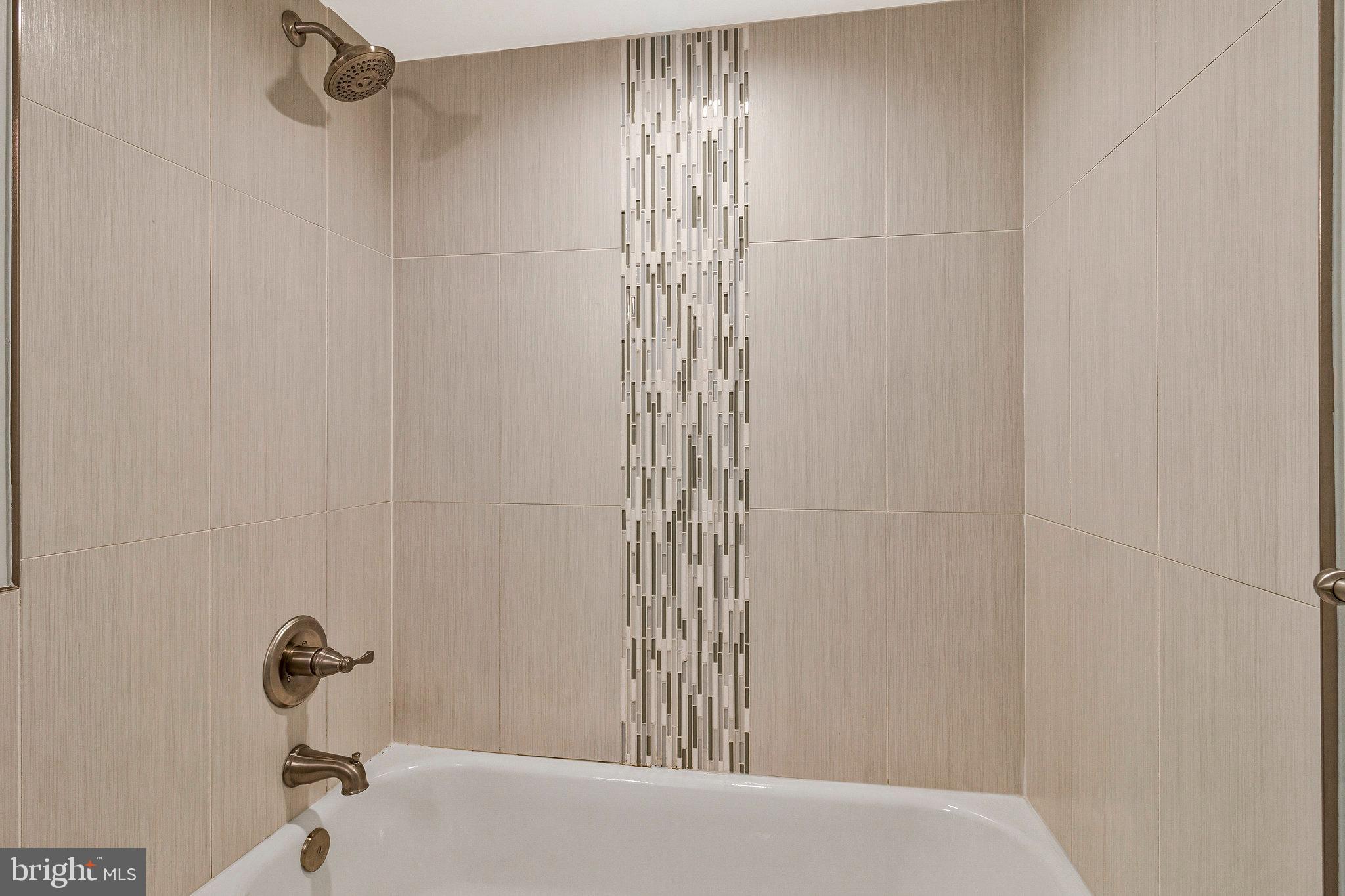 EASTVIEW AT BALLSTON METRO - Residential Lease