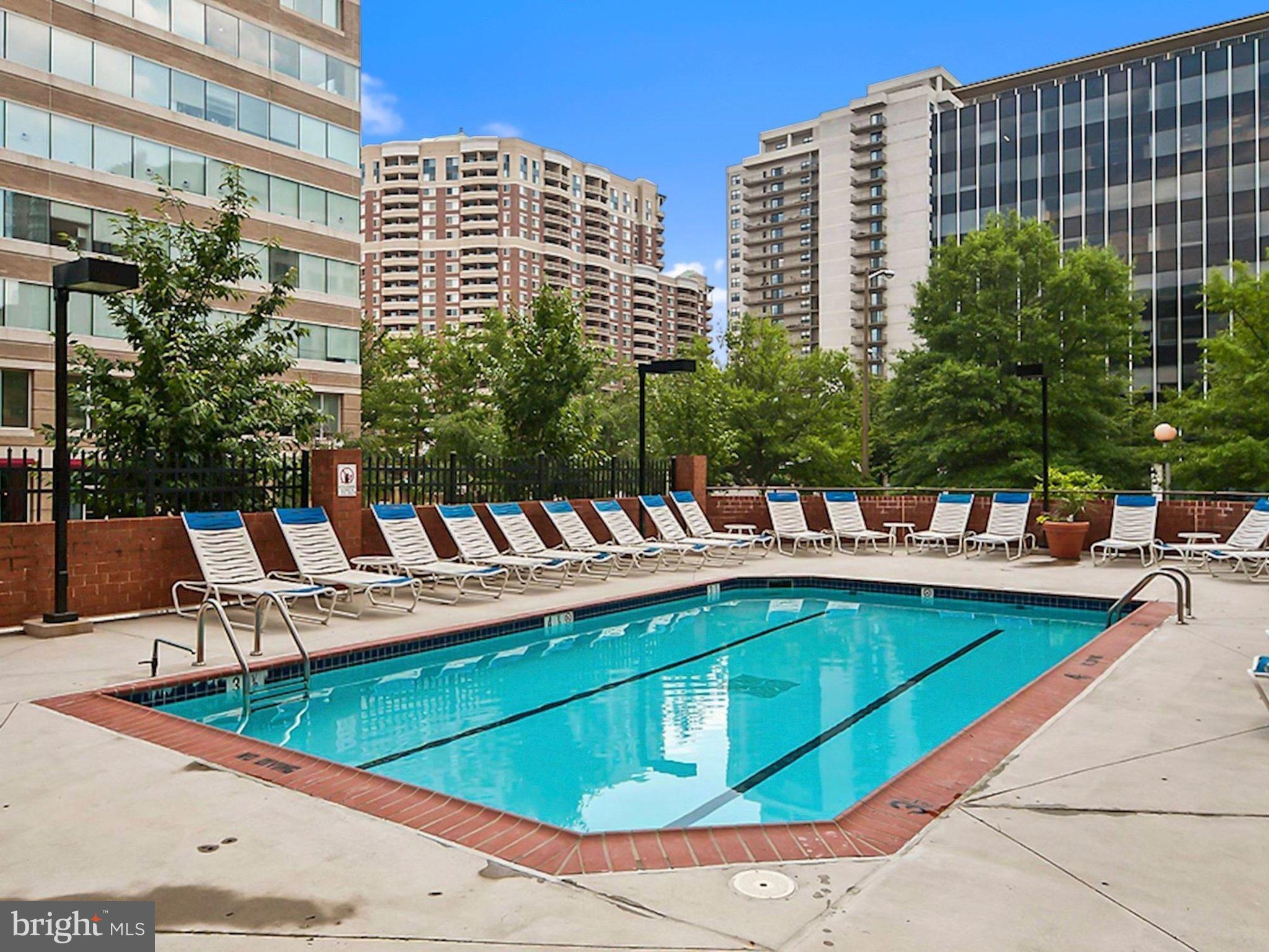 EASTVIEW AT BALLSTON METRO - Residential Lease
