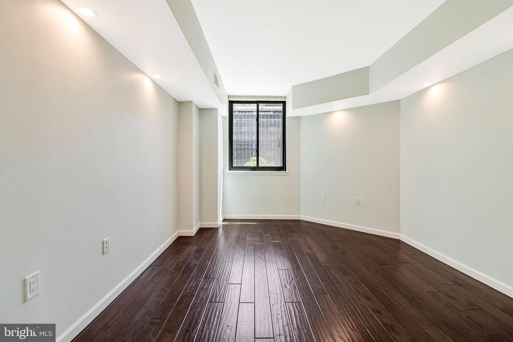 EASTVIEW AT BALLSTON METRO - Residential Lease